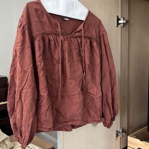 Old navy blouse